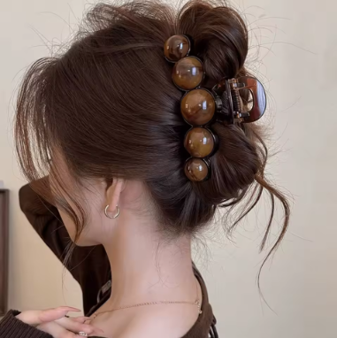 Auvella Mocha Pearl Hair Claw
