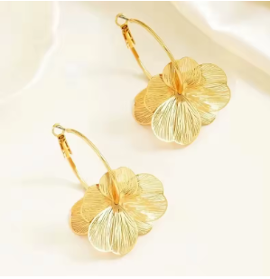 Auvella Vintage Petal Hoop Earrings