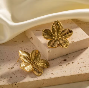Auvella Golden Wildflower Stud Earrings