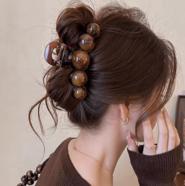 Auvella Mocha Pearl Hair Claw