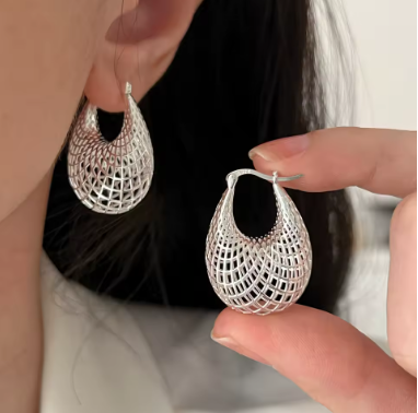 Auvella Silver Lattice Teardrop Earrings